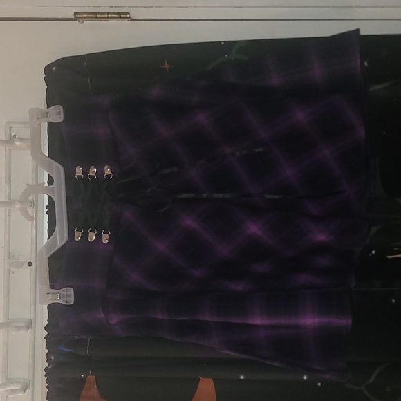 NWT Plaid skirt - Picture 1 of 3